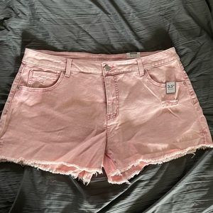 Time and Tru Pink High Rise Freyed Denim Short